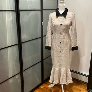 Vintage Style - Maxi/Midi Long Sleeve Tan Dress